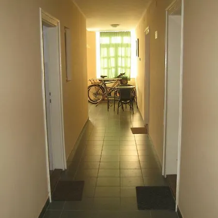 Affittacamere Tavirozsa Vendeghaz *