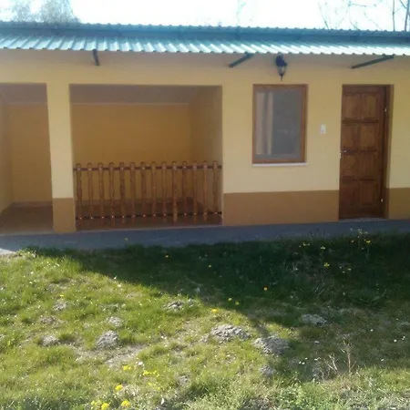 Affittacamere Tavirozsa Vendeghaz *